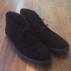 Clark’s Black Suede Chucka Boots